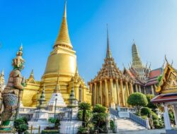 12 Tempat Wisata di Thailand, Nomor 5 Surganya Pecinta Belanja