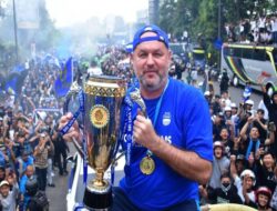 Pelatih Persib Sepakat Kompetisi Musim Depan Pakai 8 Pemain Asing