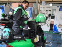 Berapa ongkos servis sepeda motor listrik?