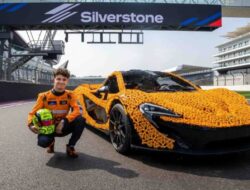 Replika mobil McLaren P1 yang dibikin dari Lego dapat dikendarai