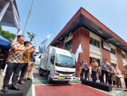 PT KTB resmi luncurkan kendaraan niaga Fuso eCanter