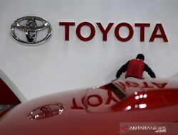 Mobil konsep Toyota bZ7 ditampilkan di China