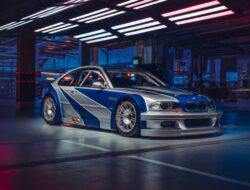 BMW tampilkan edisi khusus mobil sport M3 E46 GTR