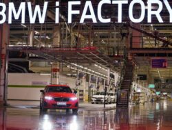 Tesla dan BMW bergabung dengan produsen EV di China gugat tarif UE