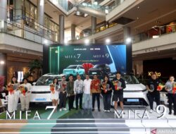 Unit pertama Maxus MIFA 7 dan MIFA 9 diserahkan kepada pemesan