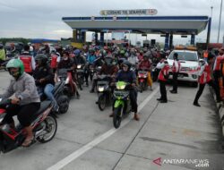 Alasan mengapa sepeda motor dilarang masuk jalan tol di Indonesia