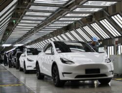 Penjualan mobil listrik Tesla turun secara global, tapi naik di China